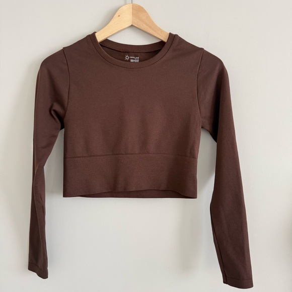 aerie Tops - Aerie Offline Sidewalk Seamless Long Sleeve Cropped T-Shirt Canyon Sun Small